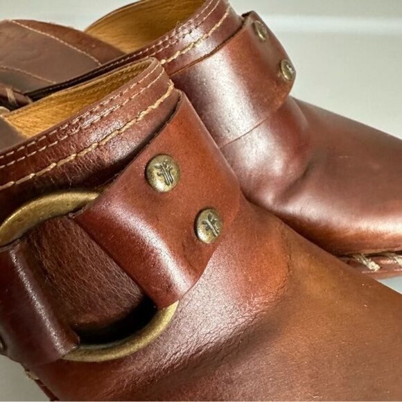 FRYE Women's Charlotte Logo Ring Tan Cognac Leather Clog/Mule Sz 6 - Picture 10 of 12